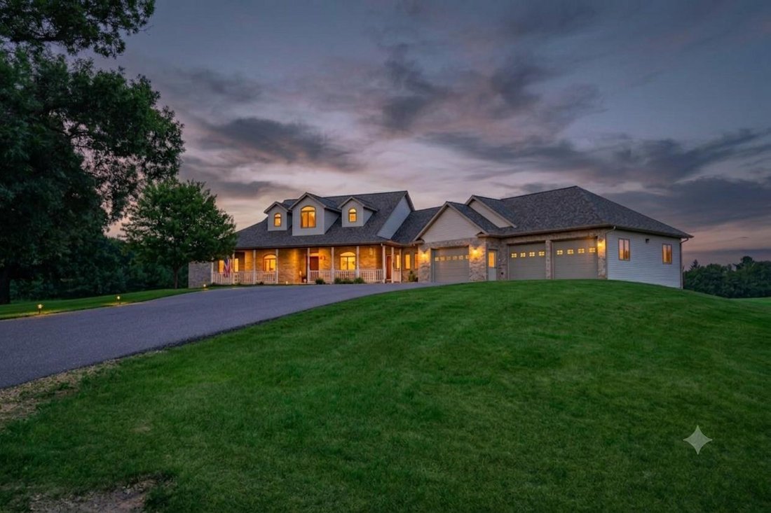 House in New Lisbon, Wisconsin, United States 3 - 18645606