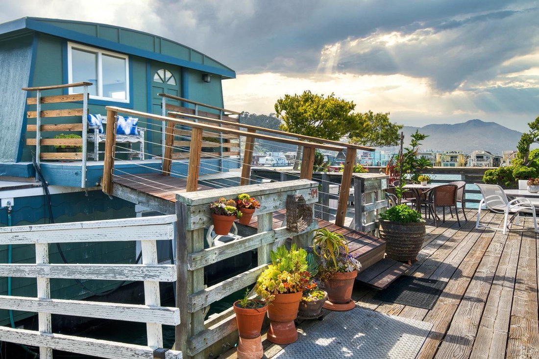 Sausalito, California, United States 3 - 18642775