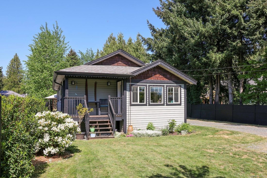 House in Cumberland, British Columbia, Canada 4 - 18643684