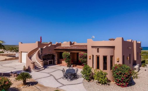 House in Ligth House Point States, Baja California Sur, Mexico 1