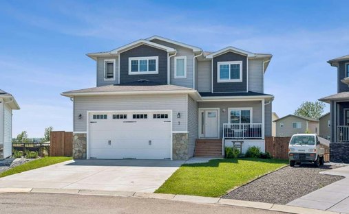 House in Carstairs, Alberta, Canada 1