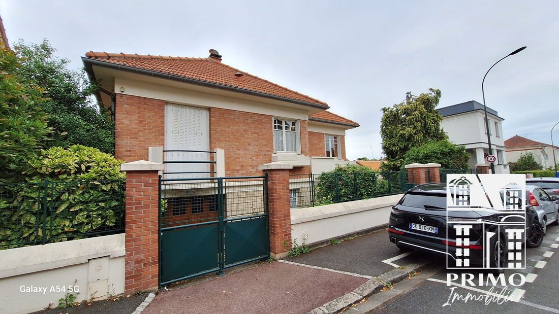 House in La Faiencerie-Le Clos Saint Cyr, Bourg-la-Reine, France 2 - 18646293