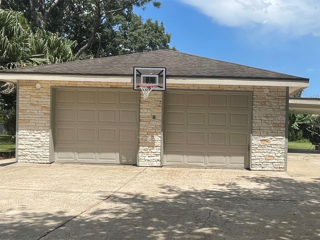 House in Houston, Texas, United States 4 - 18640471