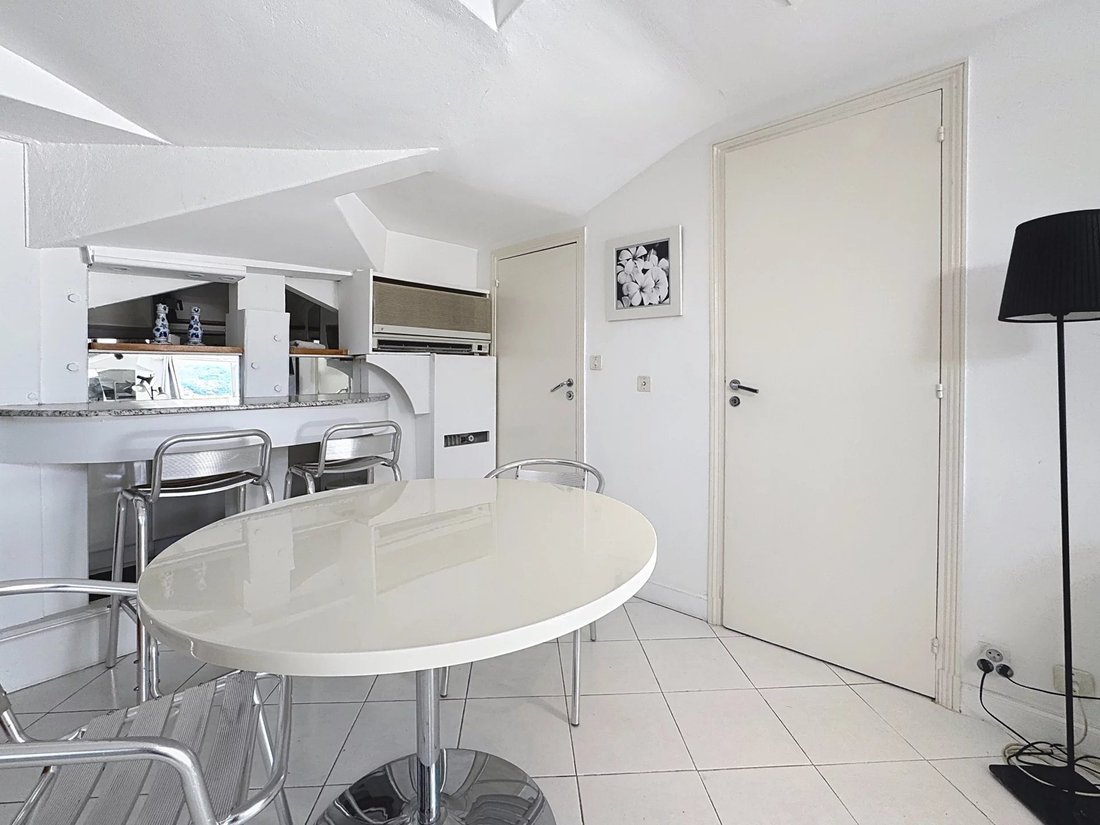 Apartment in Cabbe-Saint Roman, Roquebrune-Cap-Martin, France 5 - 16725391