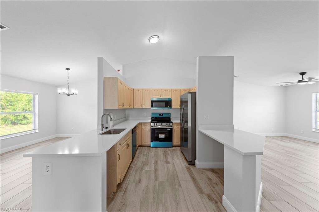 House in Cape Coral, Florida, United States 5 - 18646997