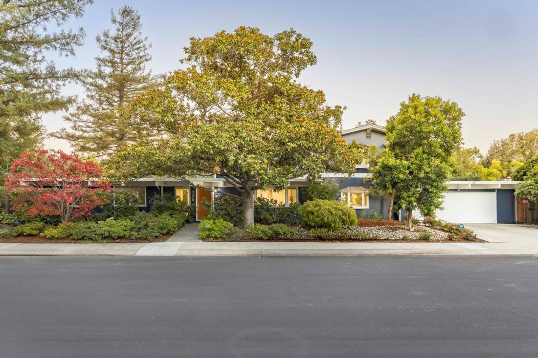 House in East Palo Alto, California, United States 2 - 18646103