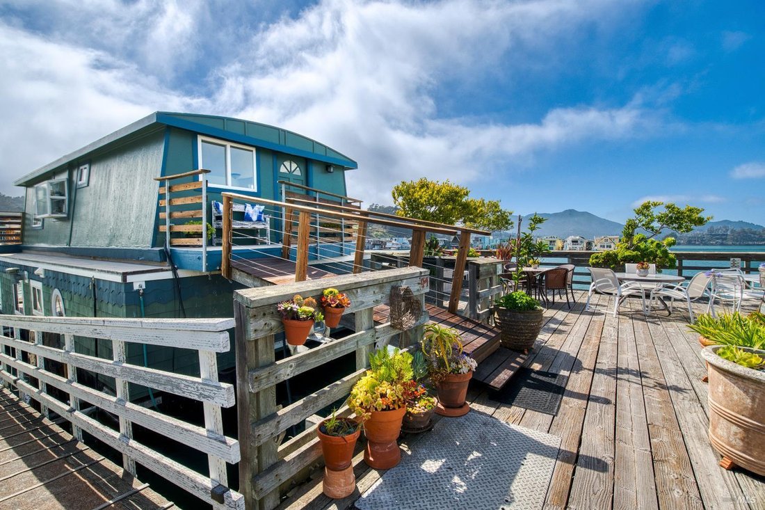 Sausalito, California, United States 2 - 18642775