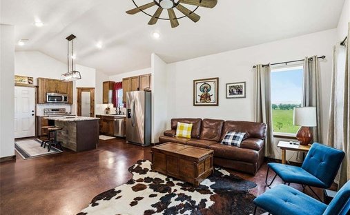 Farm Ranch in Celeste, Texas, United States 1