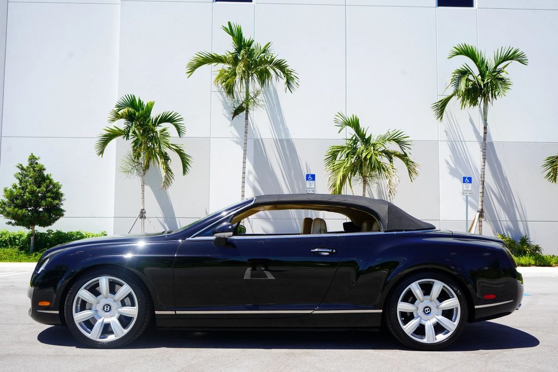 Cabriolet in Fort Lauderdale, FL, United States 5 - 18648015
