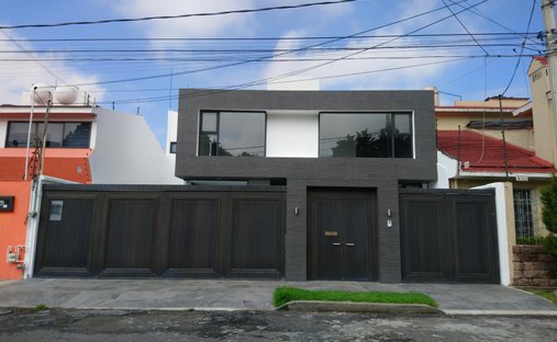 House in Metepec, State of Mexico, Mexico 1