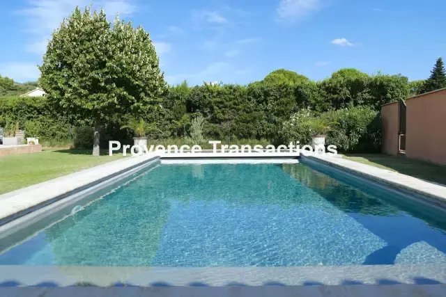 House in Vacqueyras, Provence-Alpes-Côte d'Azur, France 2 - 16286473
