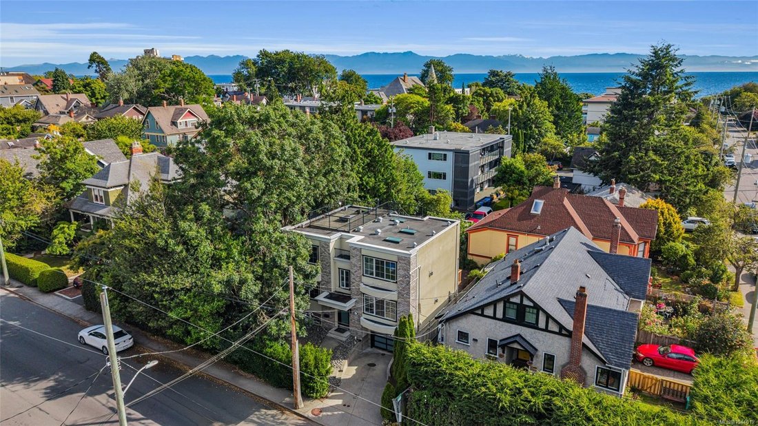House in Victoria, British Columbia, Canada 2 - 18643513
