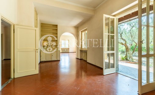 Villa in San Domenico, Florence, Italy 1