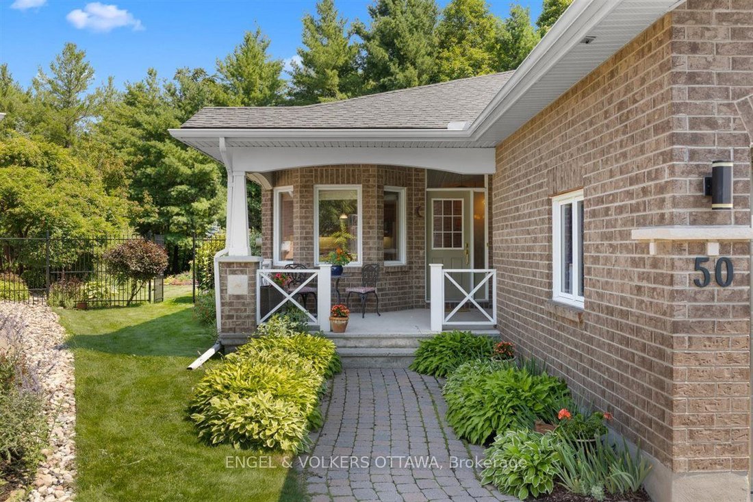 House in Ottawa, Ontario, Canada 1 - 18642964