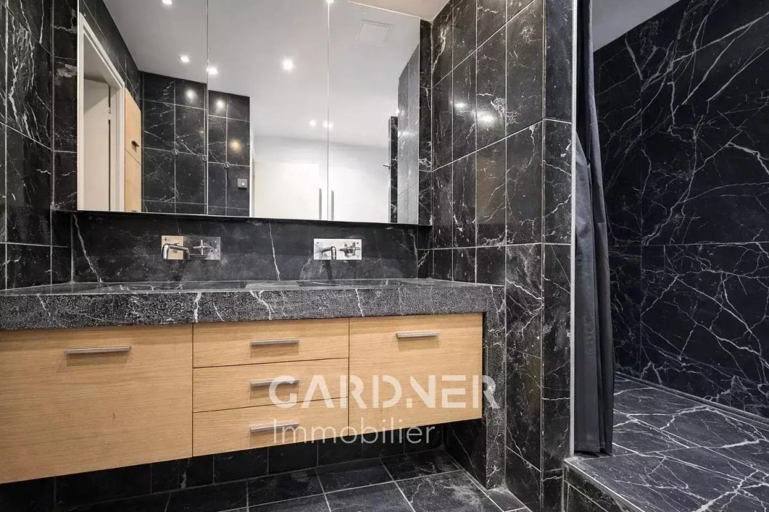 Apartment in 1er Arrondissement, Marseille, France 5 - 17066152