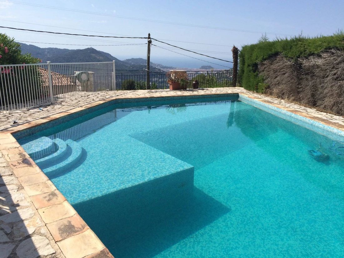 Villa in Tourrette-Levens, Provence-Alpes-Côte d'Azur, France 4 - 15663876