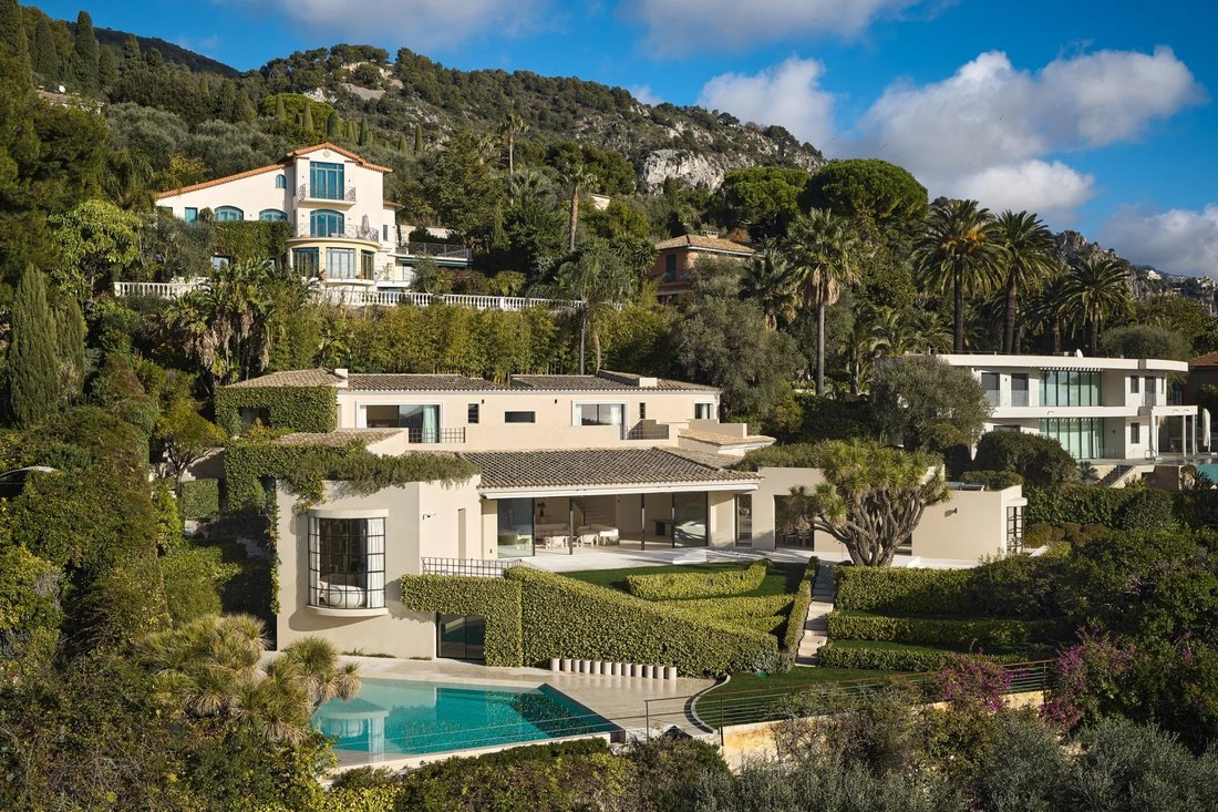 Villa in Villefranche-sur-Mer, Provence-Alpes-Côte d'Azur, France 5 - 18644239
