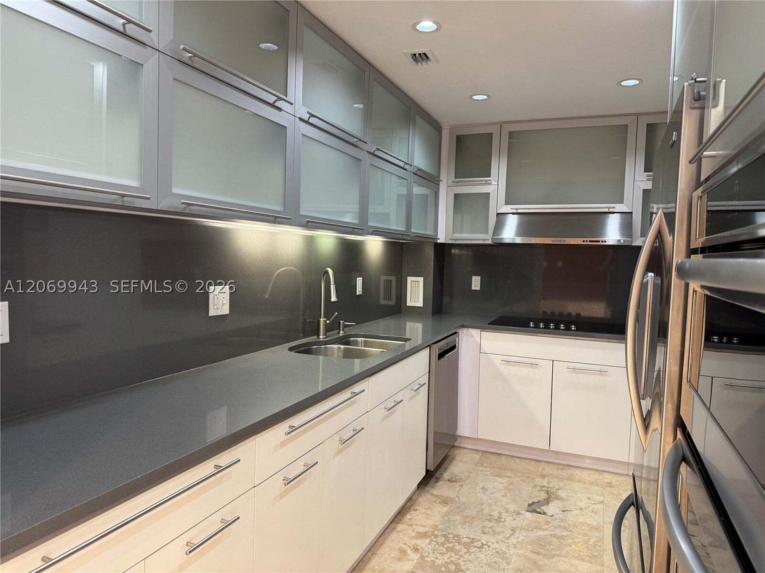 Condo in Miami, Florida, United States 5 - 18647349
