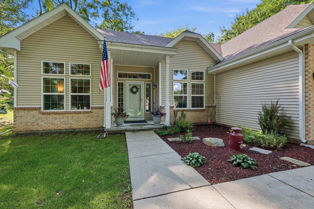 House in Newville, Wisconsin, United States 2 - 18645420