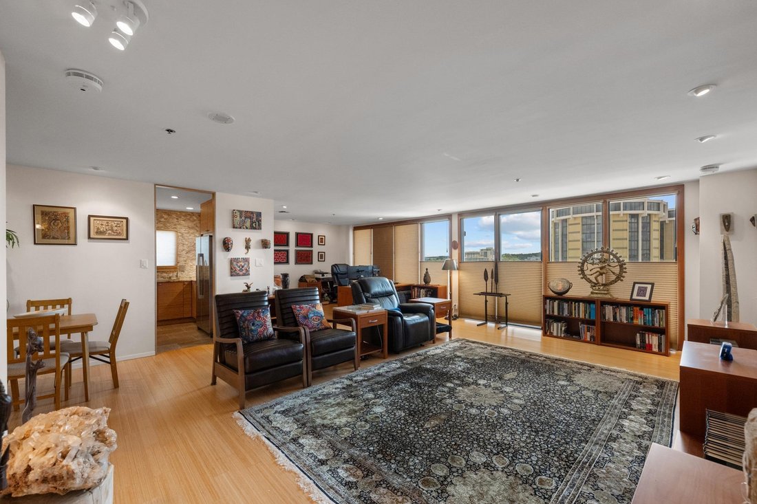 Condo in Austin, Texas, United States 1 - 18646332