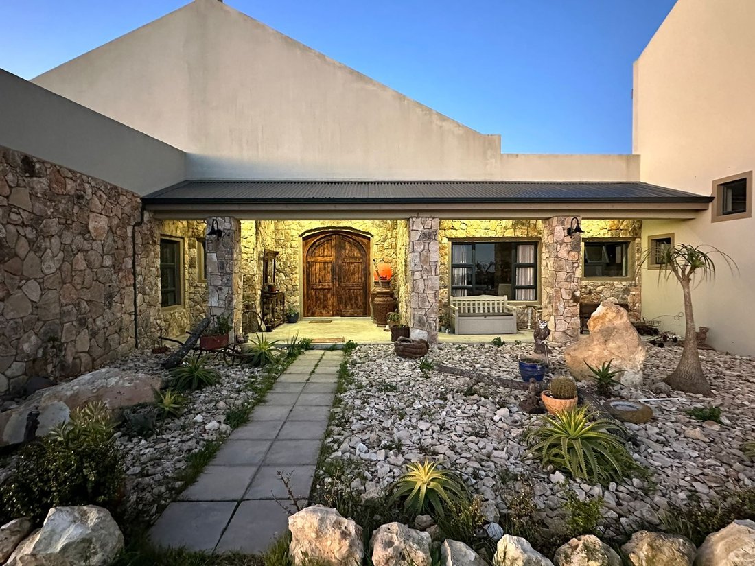 Farm Ranch in Hessequa Local Municipality, Western Cape, South Africa 1 - 18644778