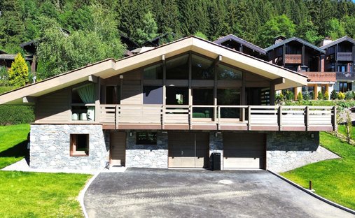 Chalet in Les Gets, Auvergne-Rhône-Alpes, France 1