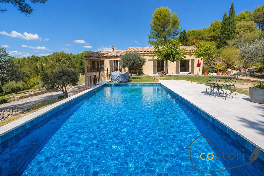 Villa in Centre Ancien, Draguignan, France 1 - 18648521