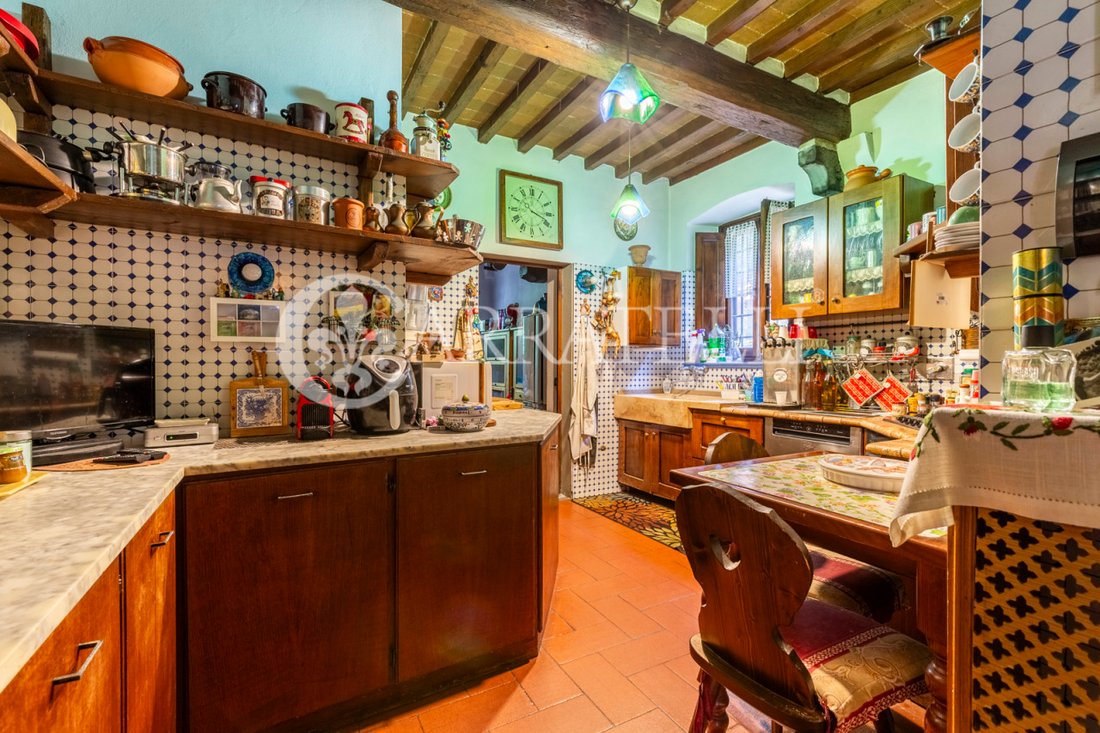 Villa in San Martino alla Palma, Scandicci, Tuscany 5 - 18647341