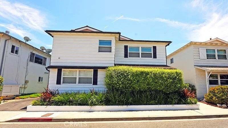 Manhattan Beach, California, United States 1 - 18646544