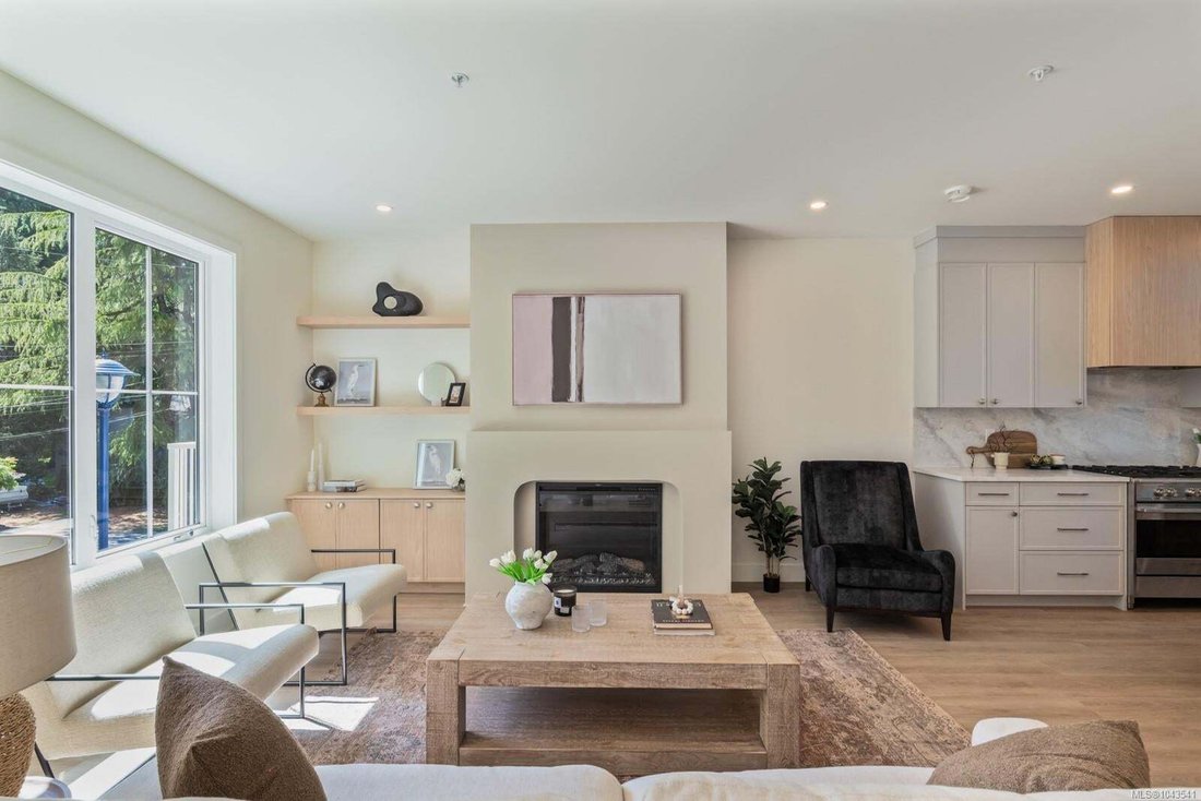 Townhouse in Langford, British Columbia, Canada 3 - 18643437