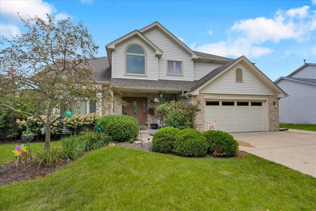 House in Oswego, Illinois, United States 3 - 18642316