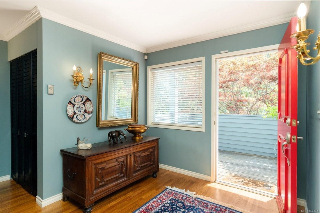 House in Oak Bay, British Columbia, Canada 5 - 18643743