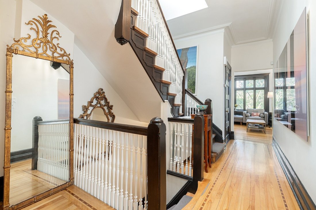 Condo in Westmount, Quebec, Canada 4 - 18648498