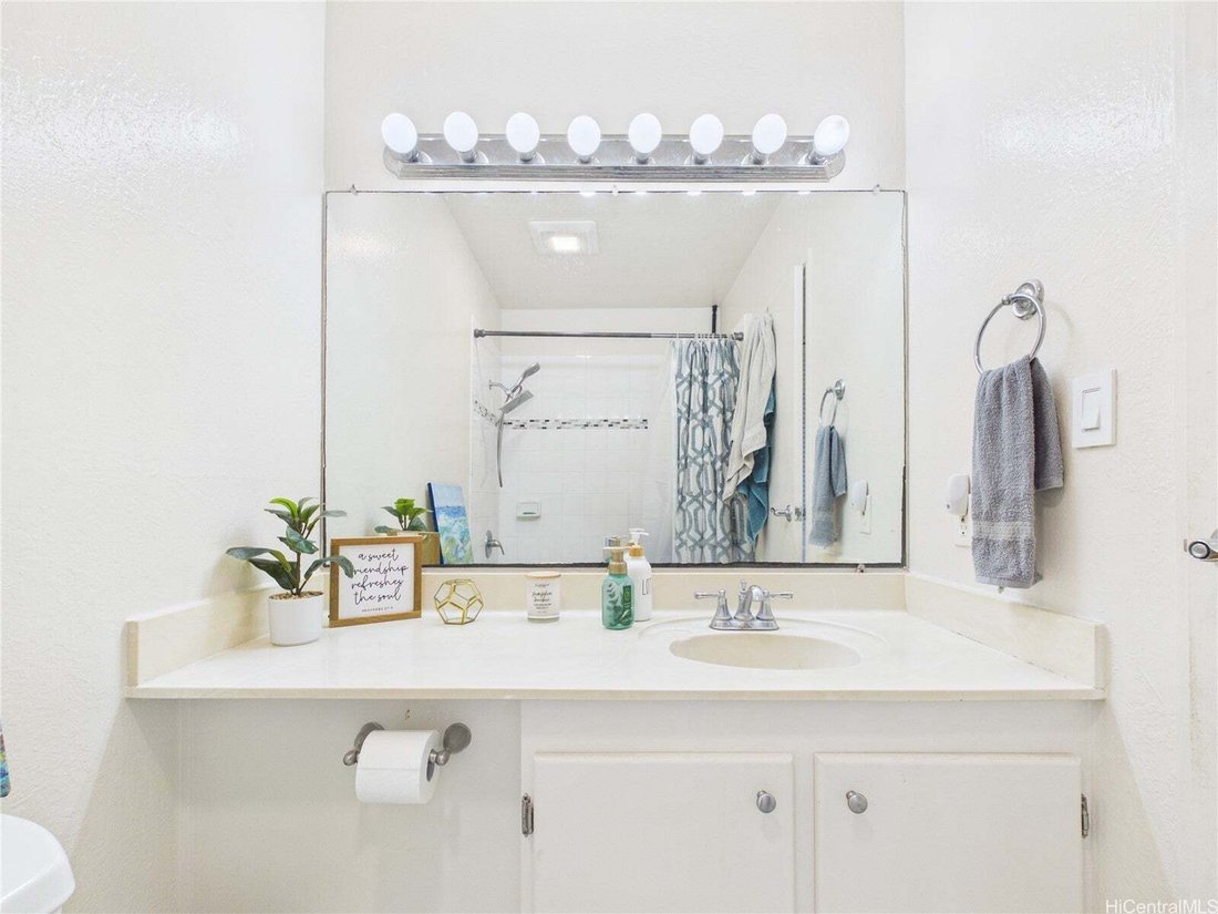 Condo in Kapolei, Hawaii, United States 4 - 18642672