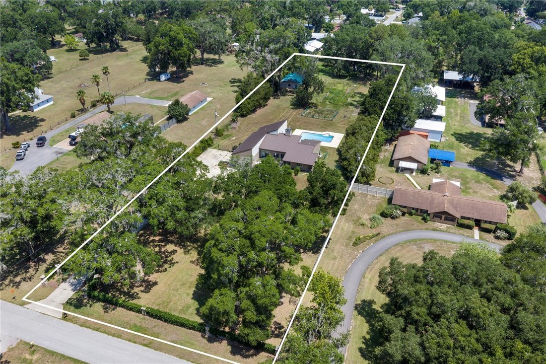 House in Ocala, Florida, United States 3 - 18642677