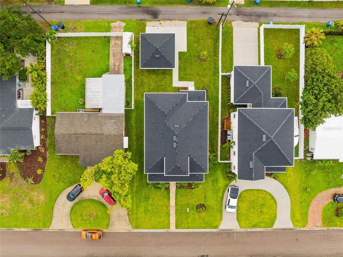 House in St. Petersburg, Florida, United States 3 - 17181422