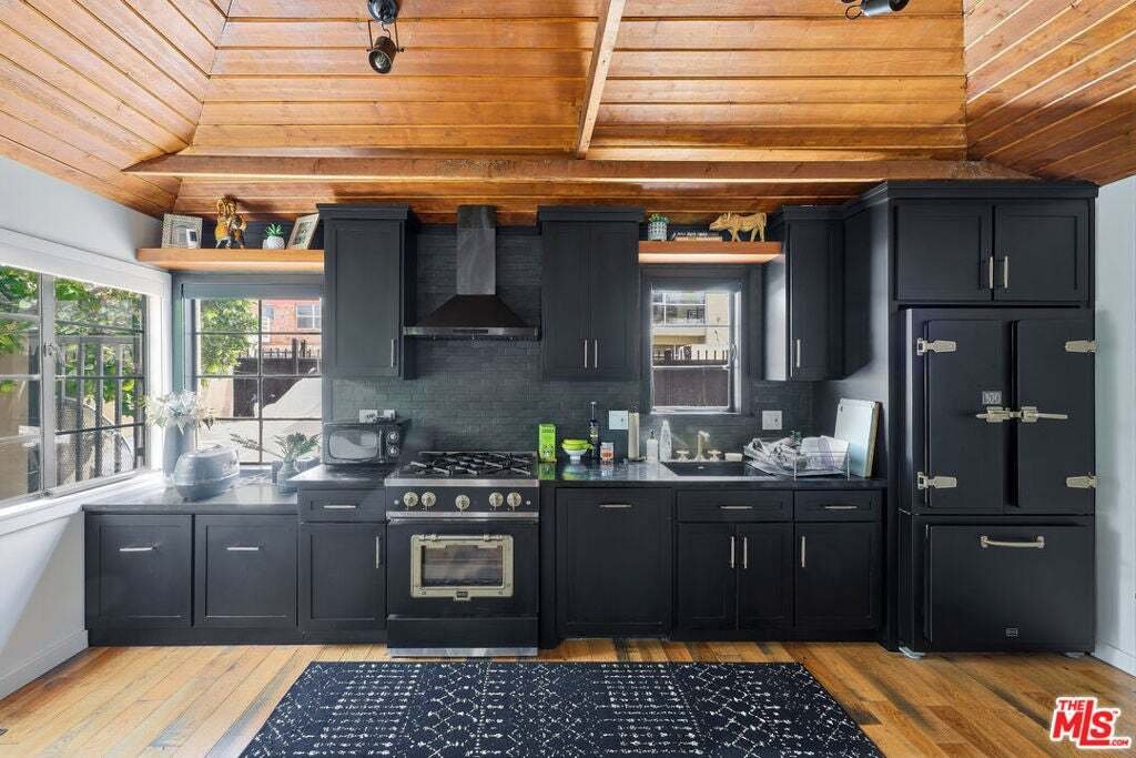 House in Los Angeles, California, United States 1 - 18645963