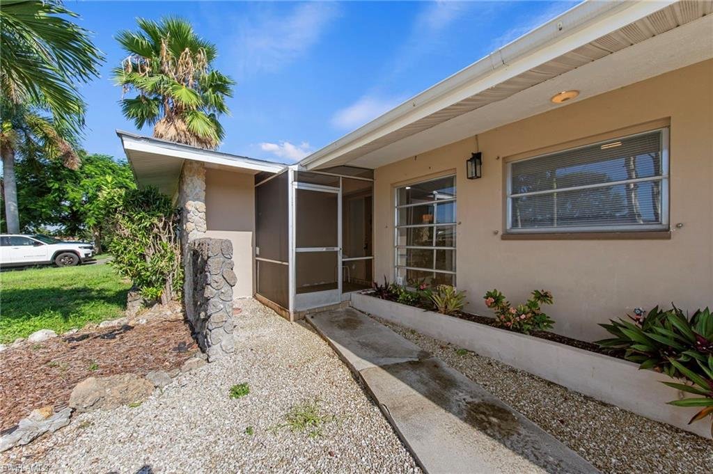 House in Cape Coral, Florida, United States 5 - 18646981