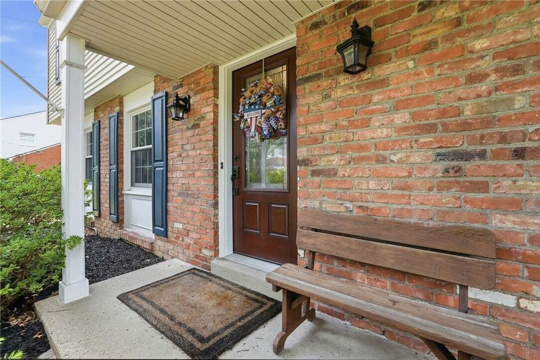 House in Upper Saint Clair, Pennsylvania, United States 2 - 18643073