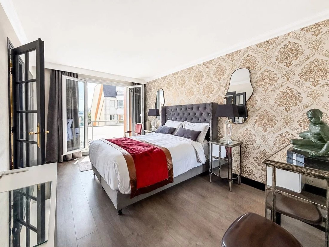 Apartment in Jean Moulin-Porte d'Orléans, Paris 14e Arrondissement, Paris 5 - 18630049