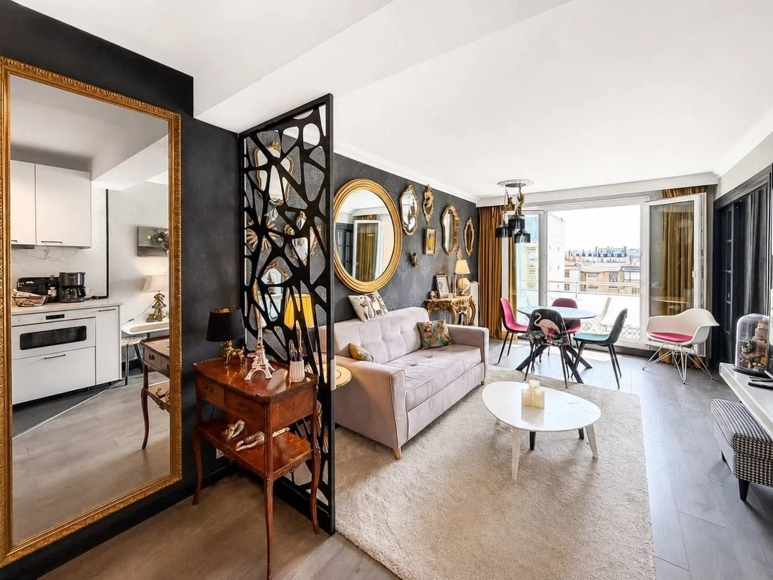 Apartment in Jean Moulin-Porte d'Orléans, Paris 14e Arrondissement, Paris 1 - 18630049