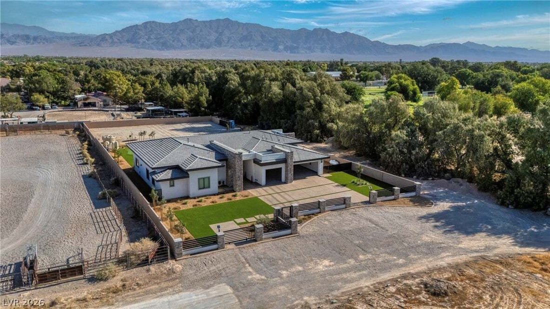 House in Las Vegas, Nevada, United States 4 - 18645864