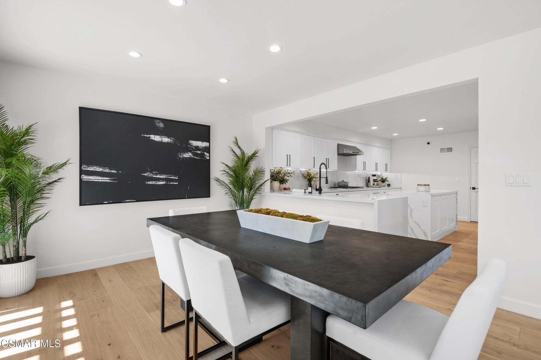 Townhouse in Thousand Oaks, California, United States 5 - 18123607