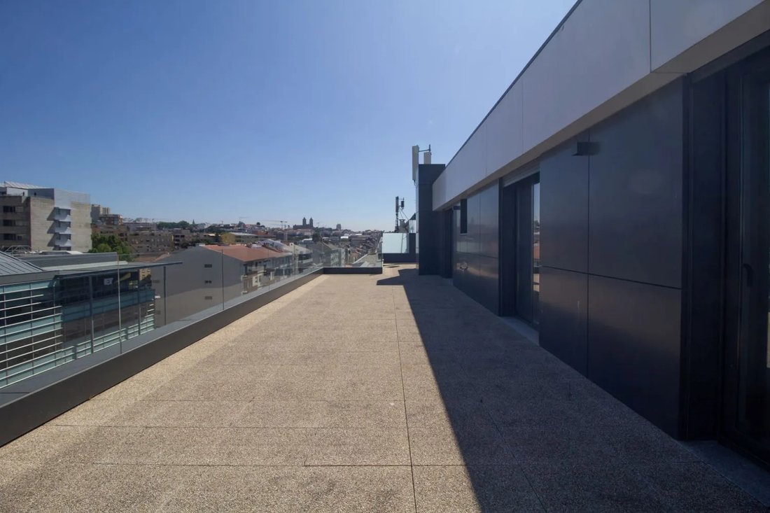 Apartment in Cedofeita, Santo Ildefonso, Se, Miragaia, Sao Nicolau e Vitoria, Porto District, Portugal 2 - 14899851