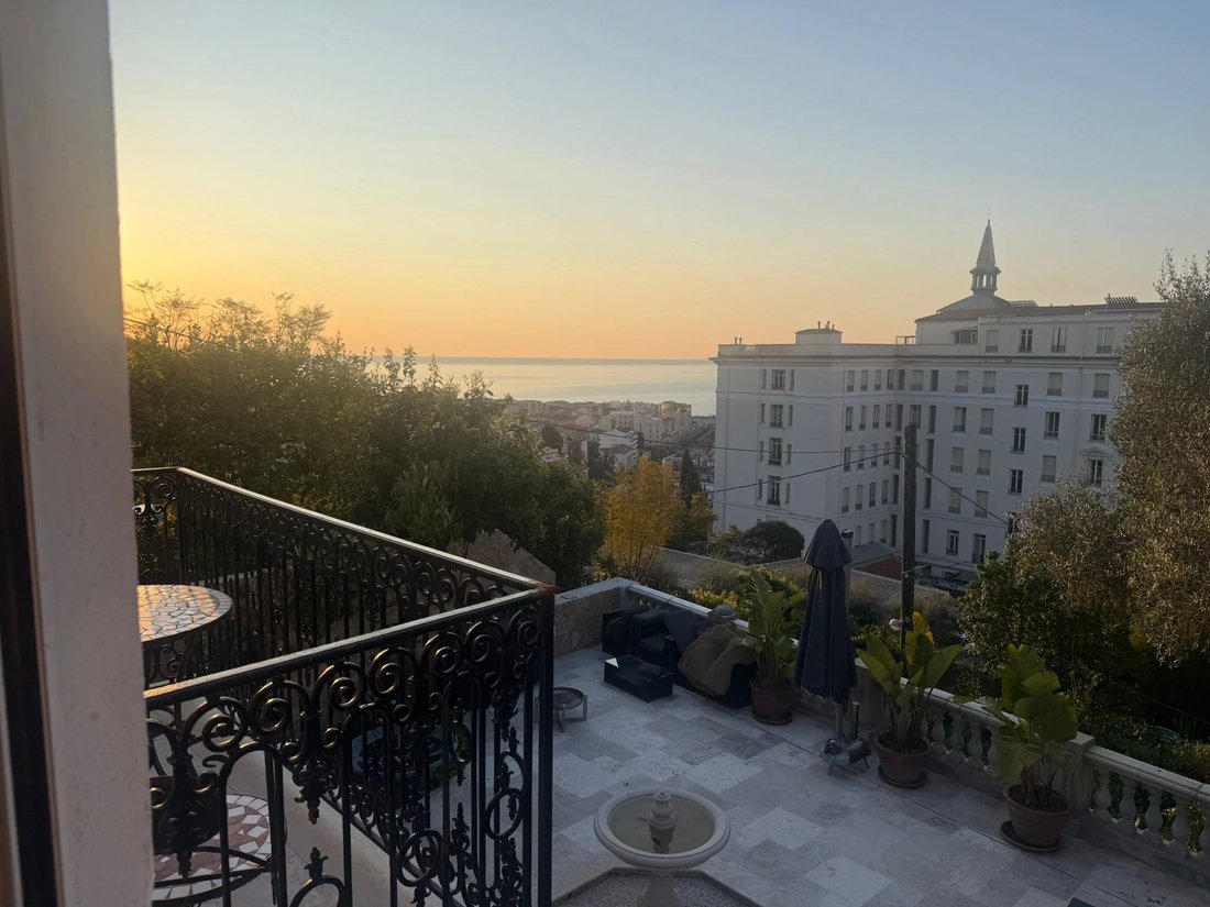 Villa in Menton, Provence-Alpes-Côte d'Azur, France 1 - 17537584