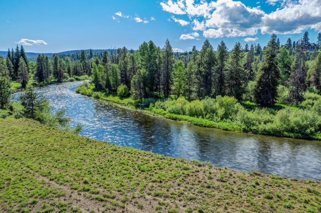 Land in McCall, Idaho, United States 2 - 18643408