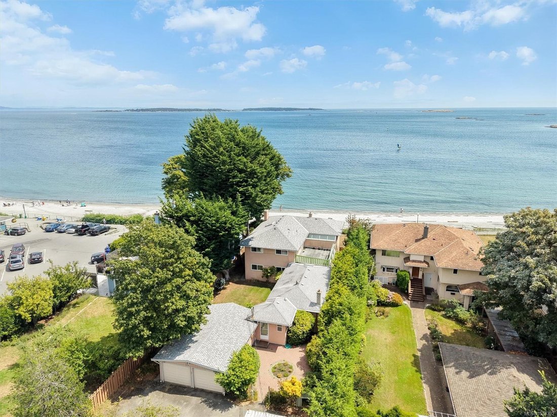 House in Oak Bay, British Columbia, Canada 3 - 18643704