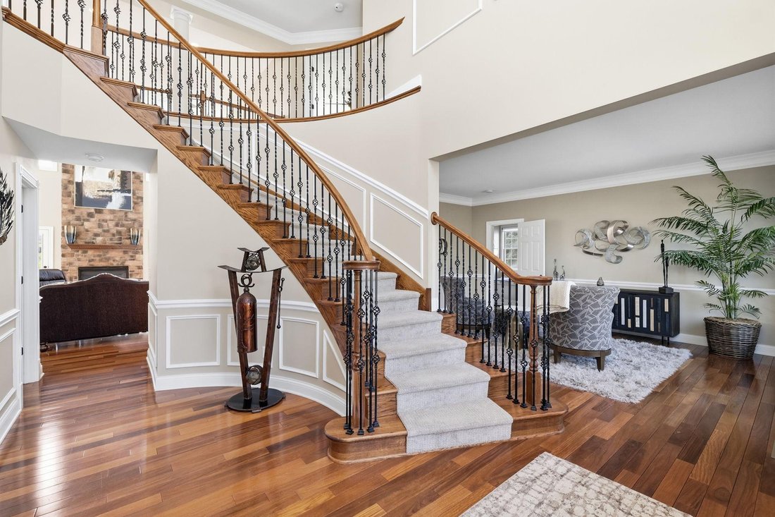 House in Shakopee, Minnesota, United States 5 - 18643071