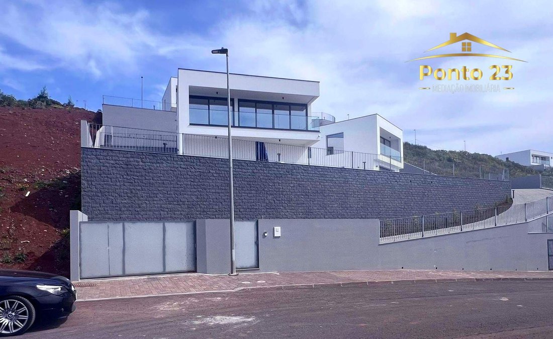 Villa in Santa Cruz, Madeira, Portugal 3 - 14134530