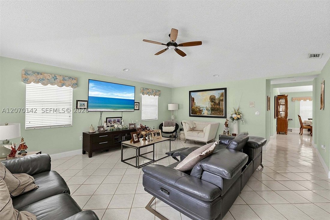 House in Miami, Florida, United States 4 - 18646169